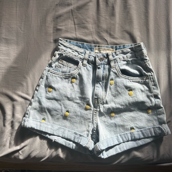 High Rise Denim Shorts - Picture 14 of 16